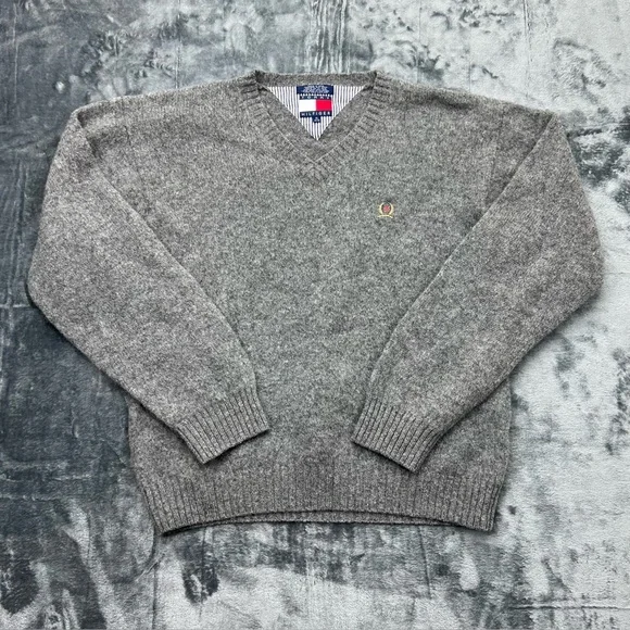 VTG Tommy Hilfiger 100% Shetland Wool V‎ Neck Sweater Men’s XL Grey Crest