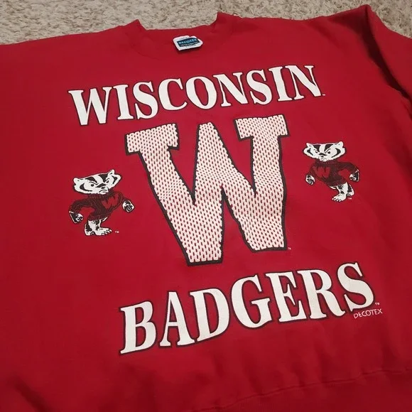 Vintage‎ Wisconsin Badgers Mens XL Decotex Made In USA Red University Sweater
