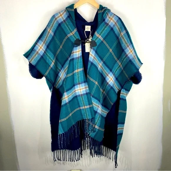 St. John's Bay Fringe Trim Plaid Fleece Toggle Hooded‎ Shawl Wrap Poncho (NWT)