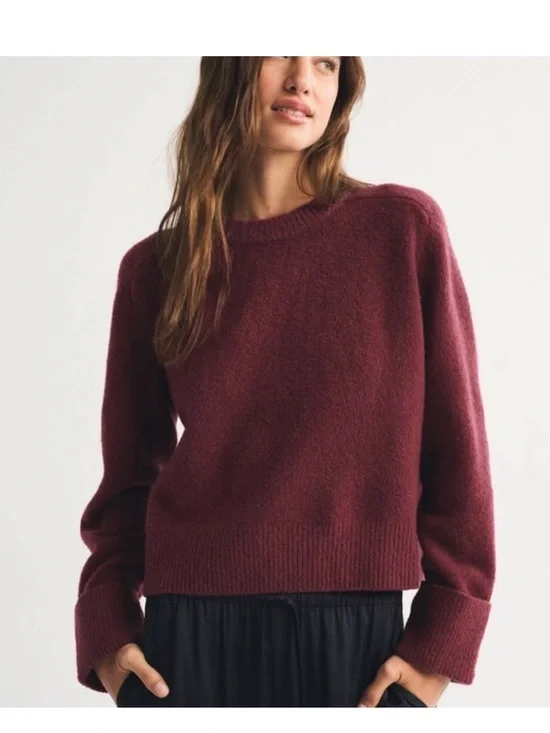 Abercrombie & Fitch Burgundy Madeline Crew Neck Sweater