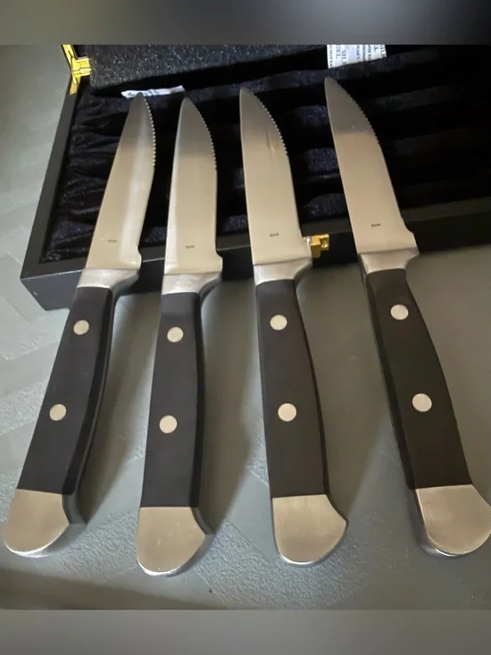 The Capital Grill Premium Black Handle Stainless Steel Steak Knife Set 4 Pieces