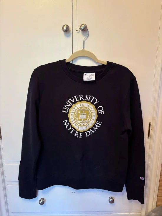 Champion University of Notre Dame Navy Blue Crewneck Sweatshirt