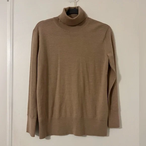 Men's Turtleneck Sweater in Light Brown - Classic Knit