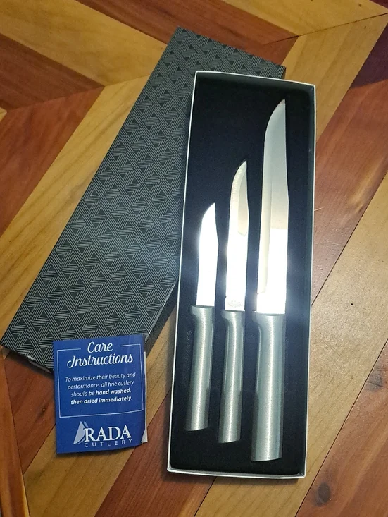 Rada Cutlery Stainless Knife Set - Silver Handles