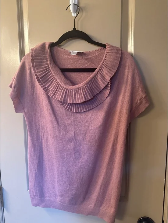 Ann Taylor LOFT Women's Pink Short Sleeve Sweater with Pleated Collar, Size L