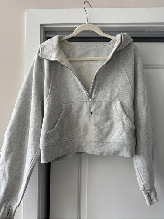Lululemon Light Gray Cropped Half-Zip Hoodie