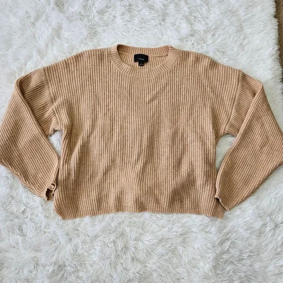 Lumiere Women's Beige Tie Back Ruffle Crewneck Long Sleeve‎ Sweater. Size L