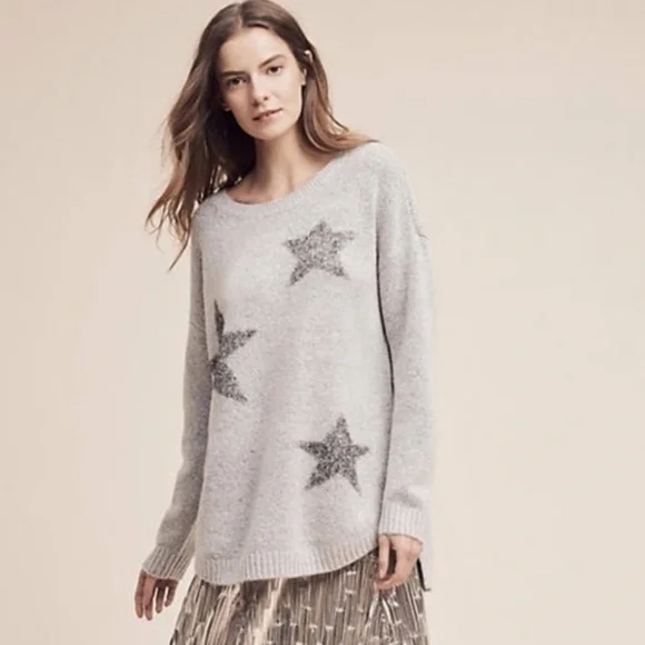 Small Anthropologie Lillie’s closet starland gray metallic long star sweater