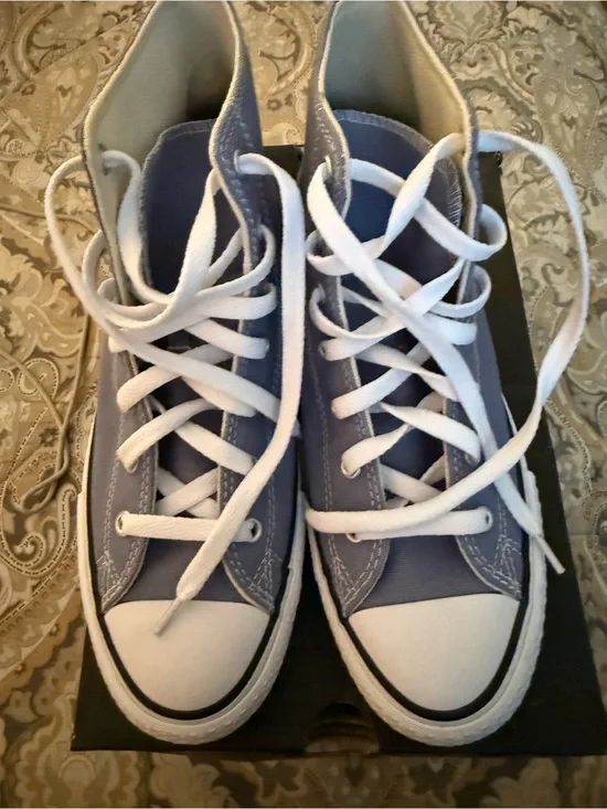 Converse High-Top Canvas Sneakers in Thunder Daze size  kid 5.5