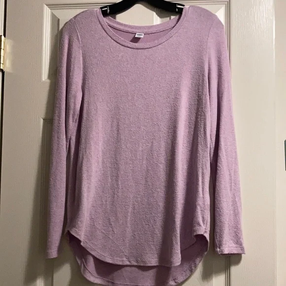 🧡 Old Navy Women’s Fitted Lightweight Sweater (size S)