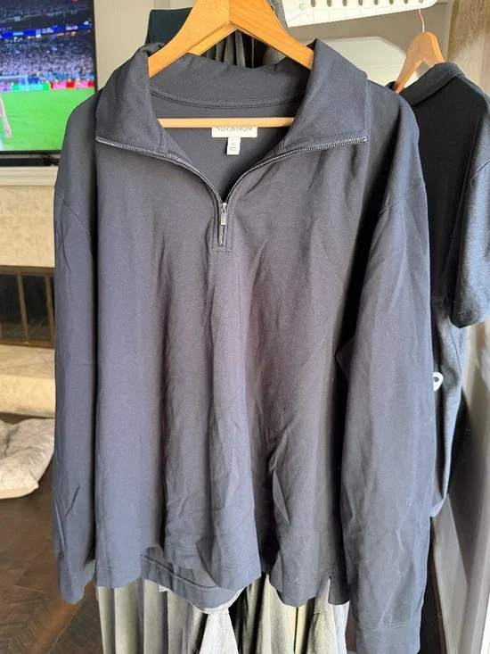 NORDSTROM MENS QUARTER ZIP BLACK (XL)