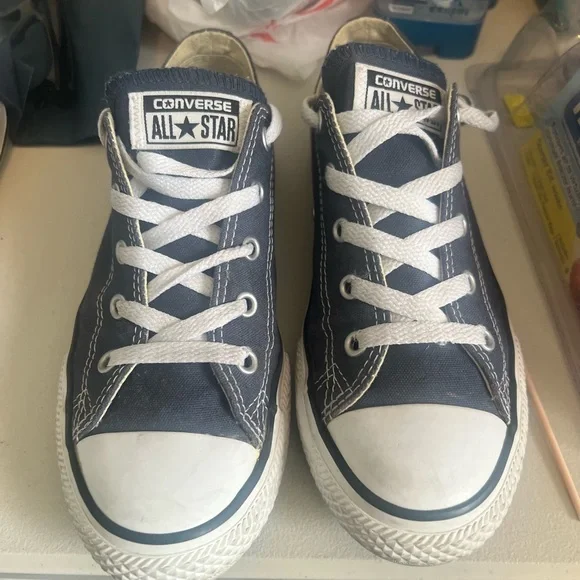 Converse size‎ 3 in youth color Blue