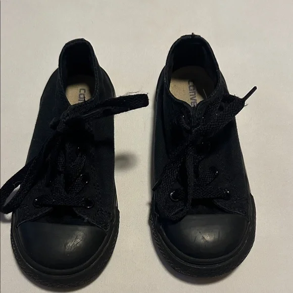 Converse Kids Classic Black Sneakers