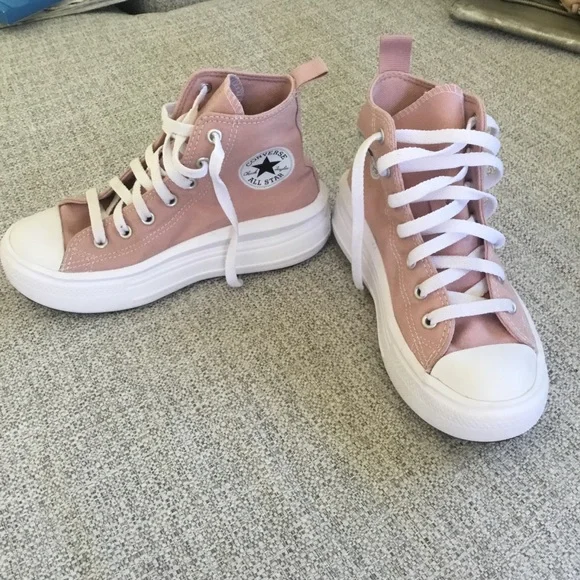 Converse Platform High Top Sneakers - Blush Pink & White