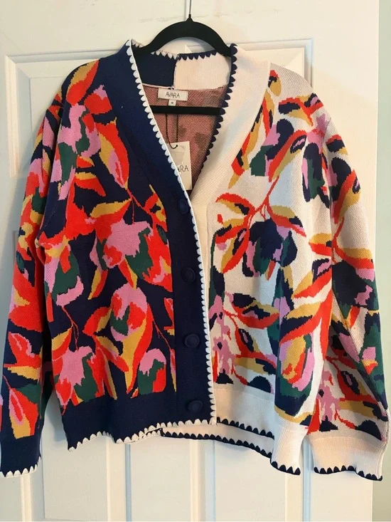 Avara Multicolor Floral Knit Cardigan - Navy & Cream