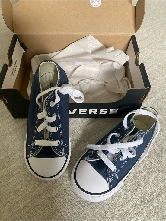 Converse Kids Low Top Sneakers - Navy & White