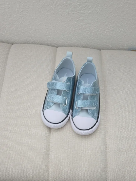 Kids Metallic Light Blue Velcro Sneakers- Converse