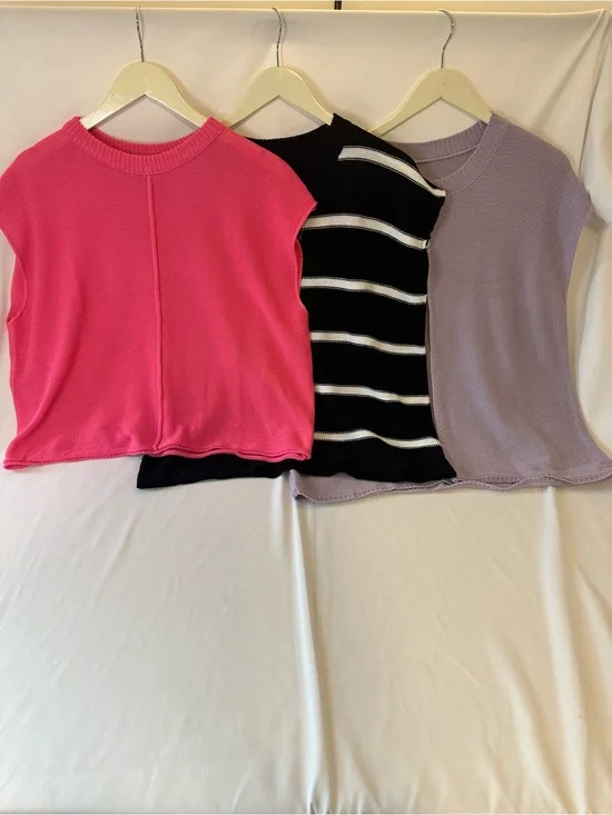 Women's Sleeveless Crew Neck Sweater