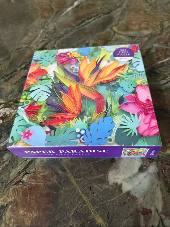 Paper Paradise 500-Piece Puzzle - Tropical Floral Artwork
