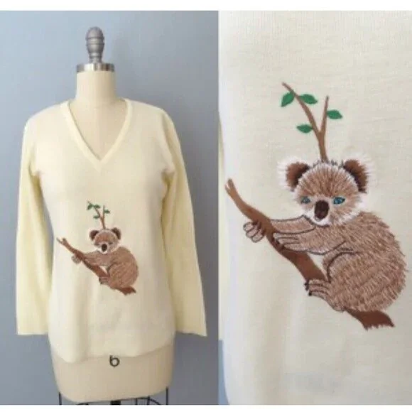 Vintage 70’s  Le‎ Roy Acrylic Sweater Womens S beige   V Neck  Koala bear