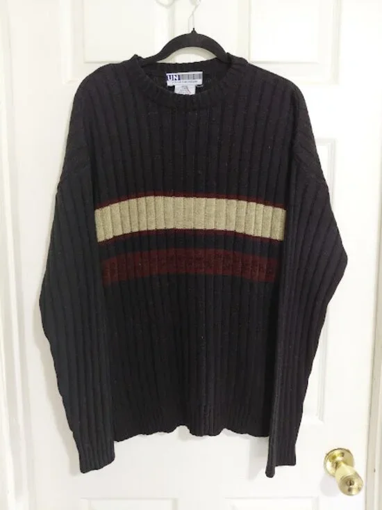 Vintage 90's Y2K UNTIED Men's Black Cream Burgundy Colorway Ribbed Knit Sweater