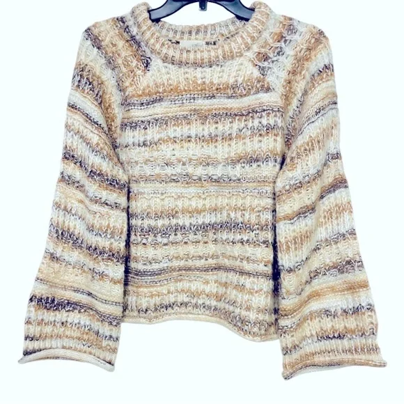 Universal Thread Sweater Women Large Crewneck Pullover Balloon Sleeve Fuzzy Cozy