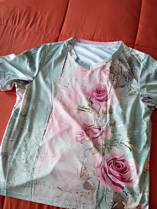 Floral V-Neck Active Top in Mint and Pink