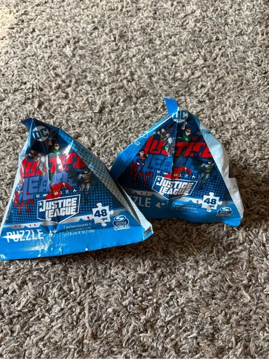 DC Justice League Mini Puzzle Packs - Blue and Red Artwork