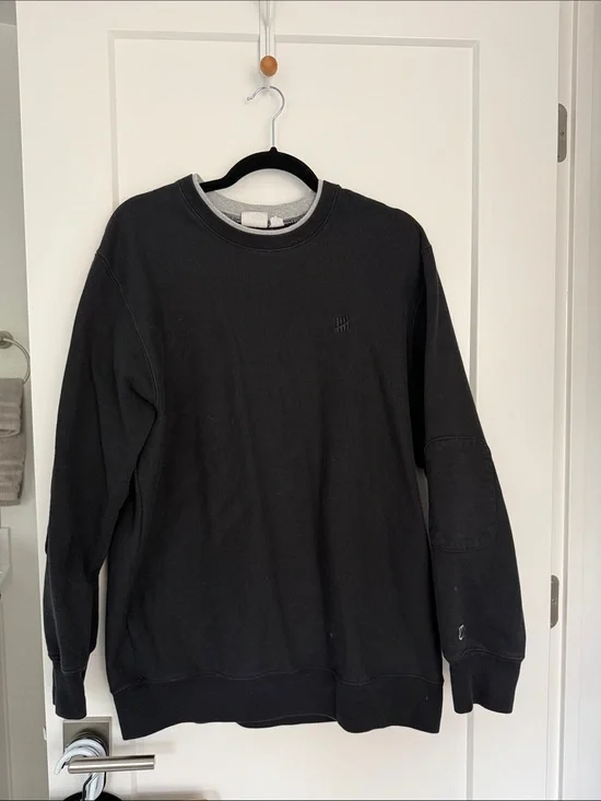 Undefeated Black Crewneck Sweatshirt