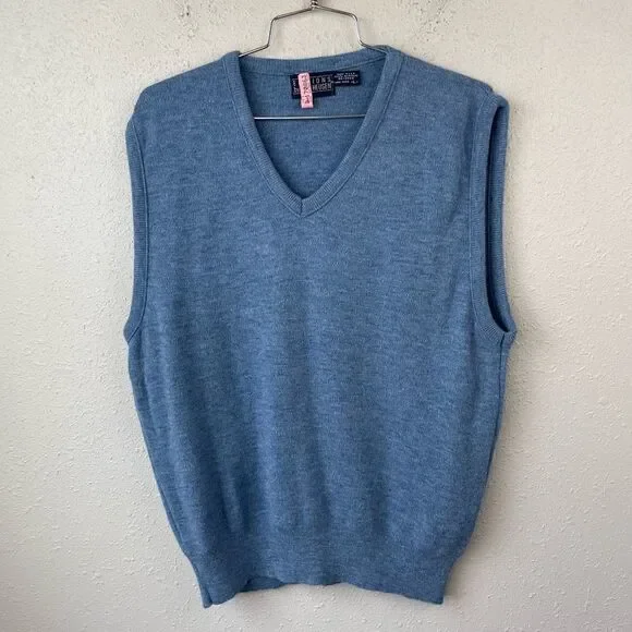 Editions by Van Heusen Sleeveless V-Neck Sweater Size L EUC