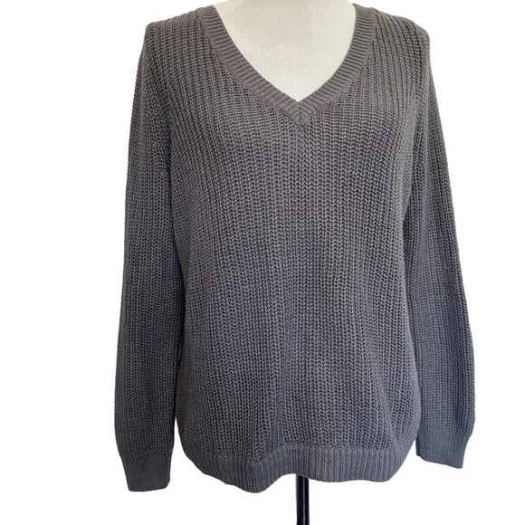 Torrid gray v-neck sweater.