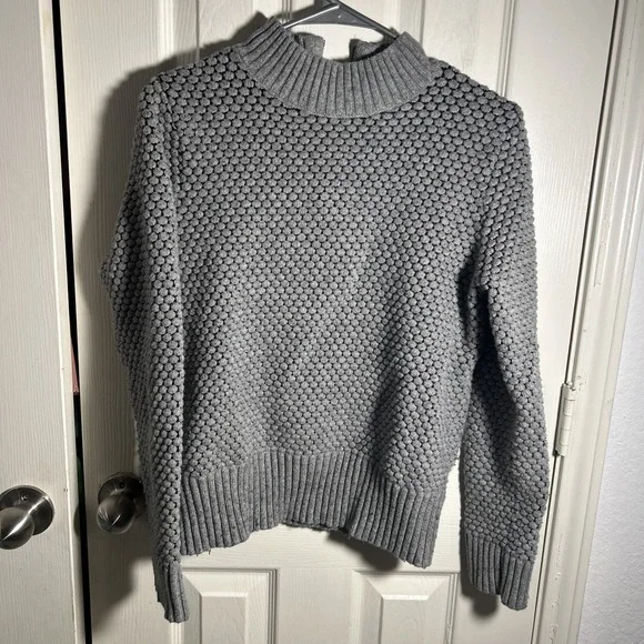 Banana Republic Women's Popcorn Stitch Mock Neck Sweater Gray Size M