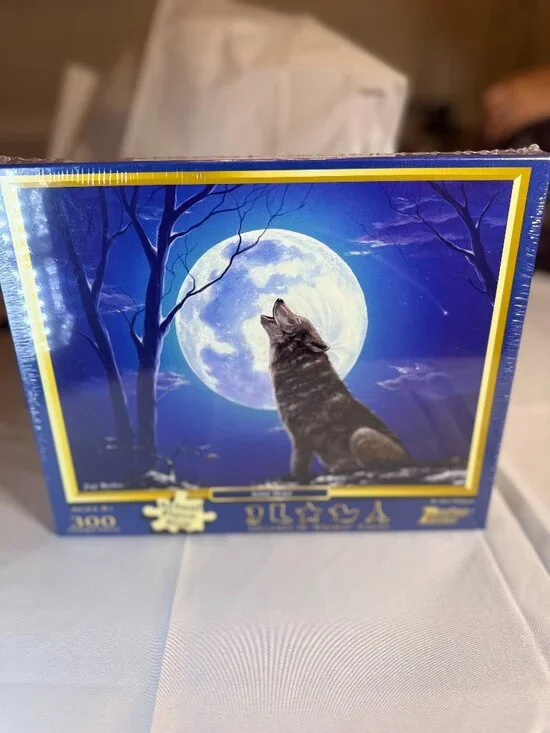 Lone Wolf 300 piece jigsaw puzzle 18