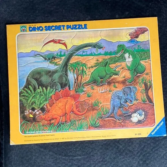 Ravensburger Dino SECRET PUZZLE Cardboard 1987 Dinosaur Facts On Tray Board Vtg
