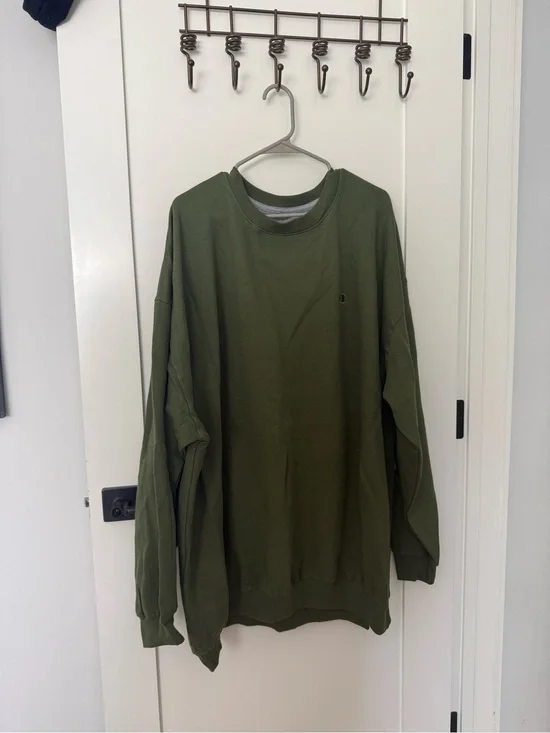 Champion Olive Green Men's Crewneck Sweatshirt