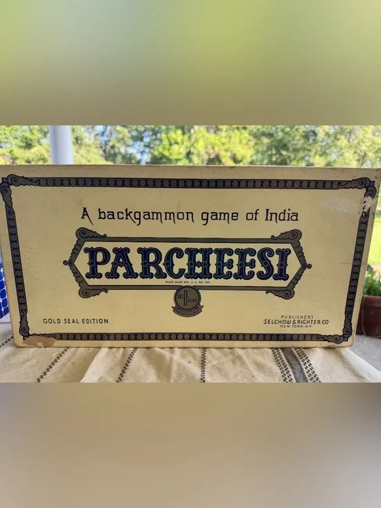 Vtg  PARCHEESI Gold Seal Edition Selchow&Righter 1959 100% Complete/Directions