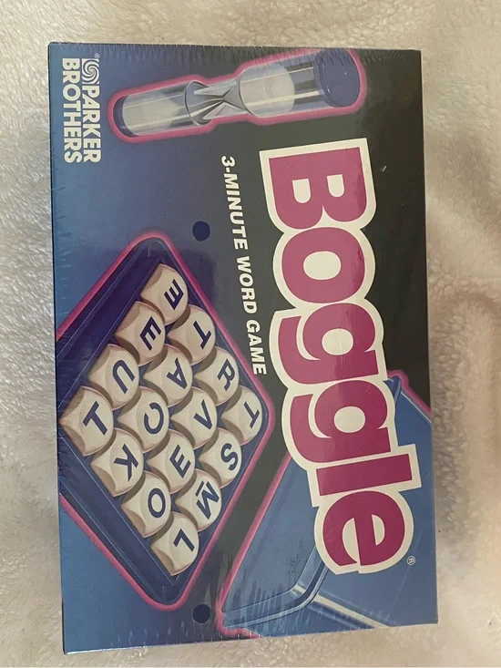 Boggle 3-Minute Word Game by Parker Brothers — Blue & Purple
