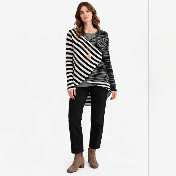 Margaret O'Leary Striped Black and Off-White Linen-blend Women's Top, Large