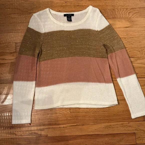 LAST CHANCE TIL 7/27! BOGO FREE! Tri colored Sweater