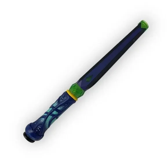 MagiQuest Great Wolf Lodge Wand Green Gem Purple Blue Vine Works 2022 No Topper