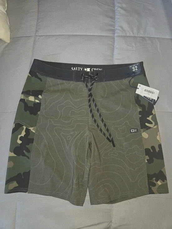 Salty Crew Men's Camo Boardshorts - Olive Green