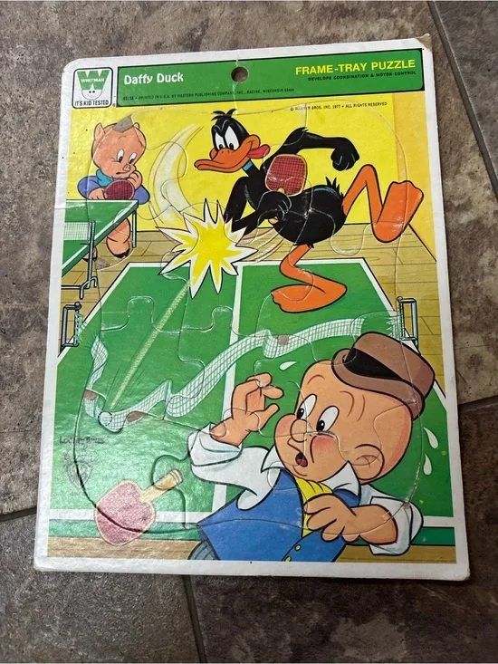 Vintage Daffy Duck Frame-Tray Puzzle - Green & Yellow