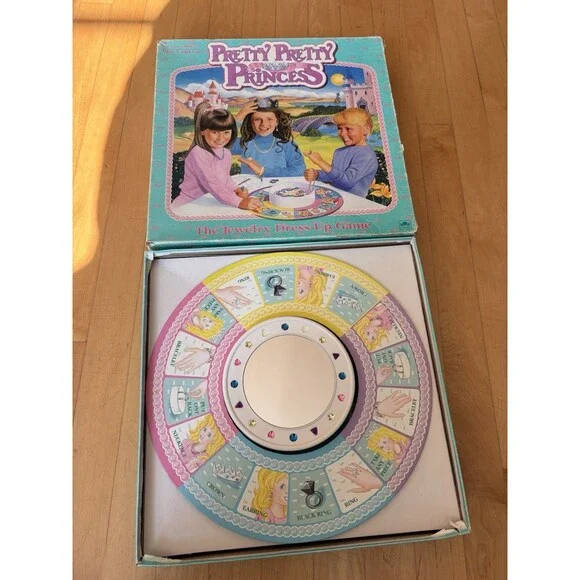 Vintage 1990 PRETTY PRETTY PRINCESS Girls Jewelry GAME No crown All Other Pieces