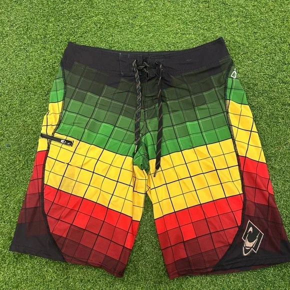 ONeill Hyperfreak Men Board Short Size 31 Rasta Green Yellow Red Grid Swim Trunk