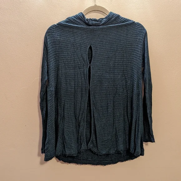 🫰🏼 Free People Open Back Turquoise Waffle Knit Tunic