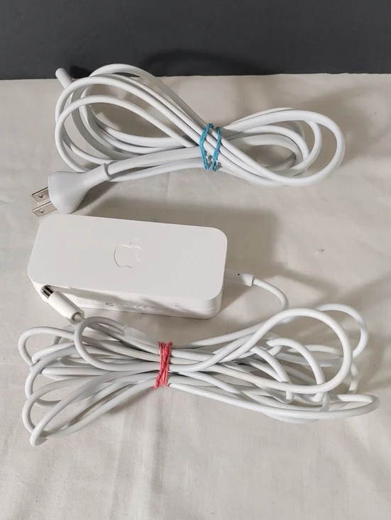 Apple Adapter Power Supply Model A1202 (Tested)