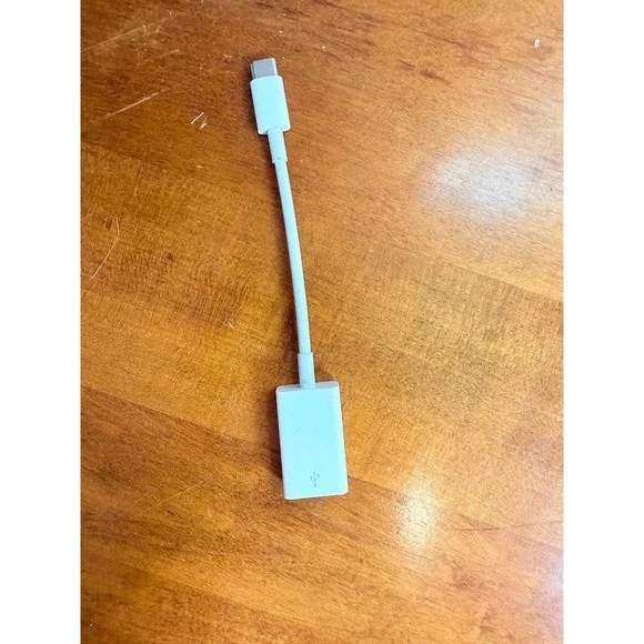 1x Apple USB-C to USB A Female Adapter Original White A1632 OEM MJ1M2AM/A