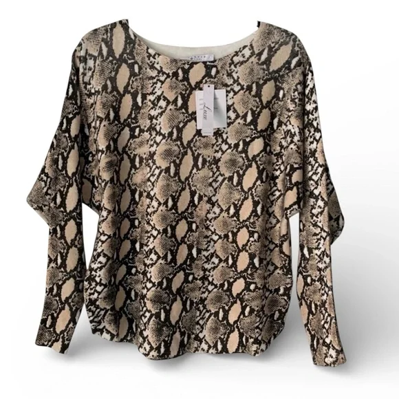 Liquid by Sioni sneak‎ skin color women sweater S