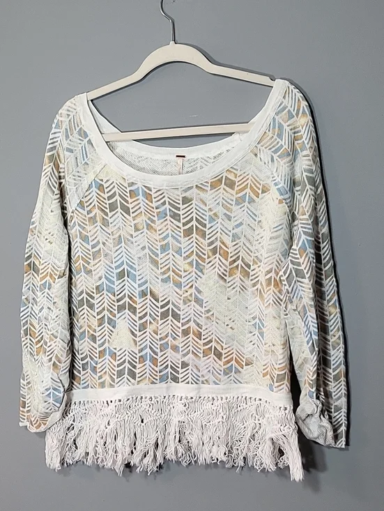 Free People Size L Pale Found My Friend Chevron Knit Fringe Hem Crop 3/4 Sleeve