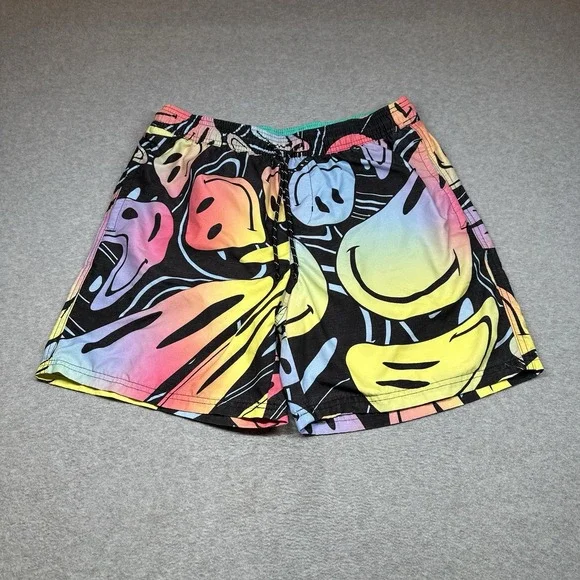 No Boundaries Mens Medium (32-34) 7